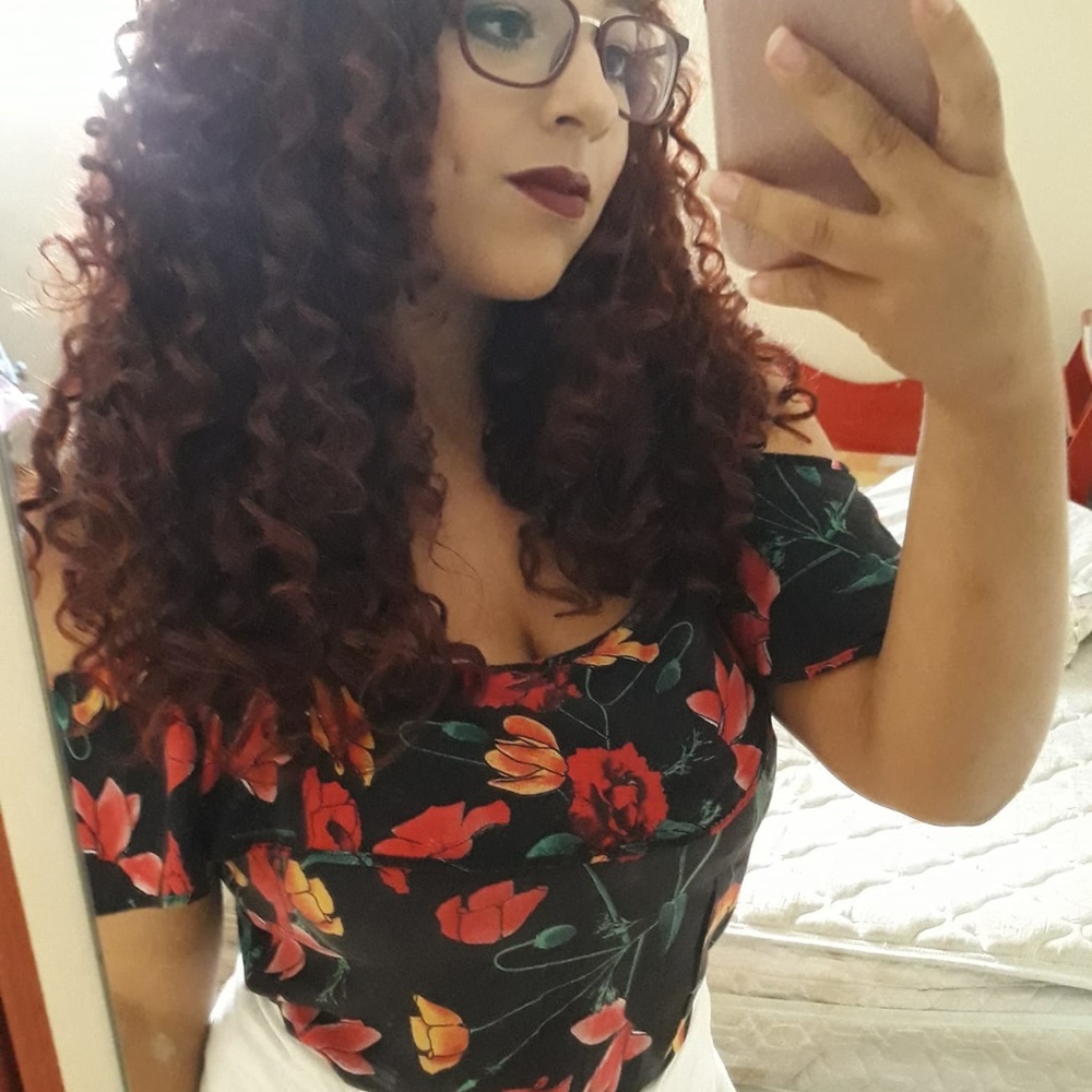 off shoulders two  tops